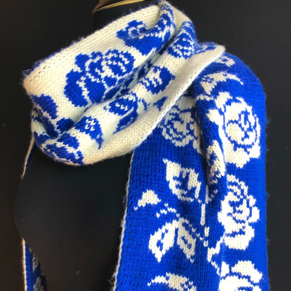 New Hand double knitted scarf, reversible, warm and cozy